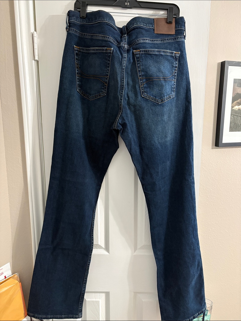 Hollister Men's Dark Blue Bootcut Jeans